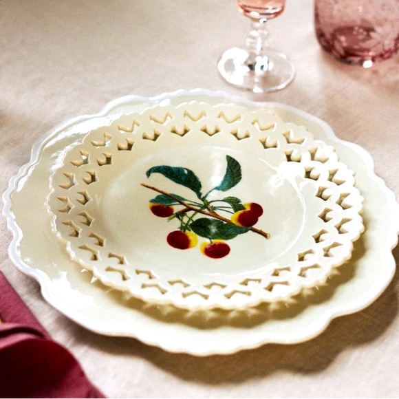 Chantilly cherry dessert plate set of 4 - Picture 1 of 6